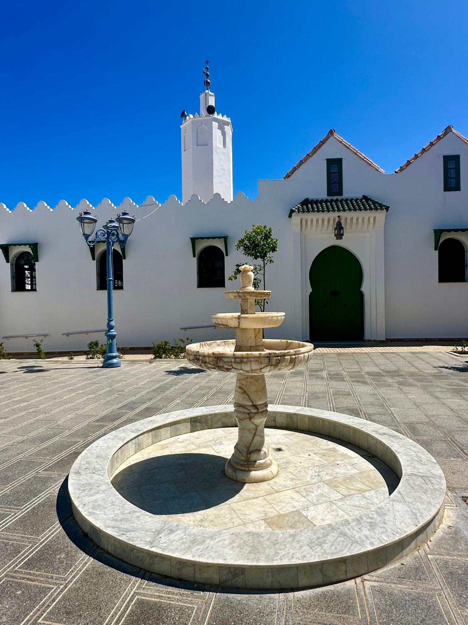 Asilah Vip - Haut Standing - Vue Mer - Piscines - Plage A 5 Minute - Garage Privee - Acces Pmr Exterior photo