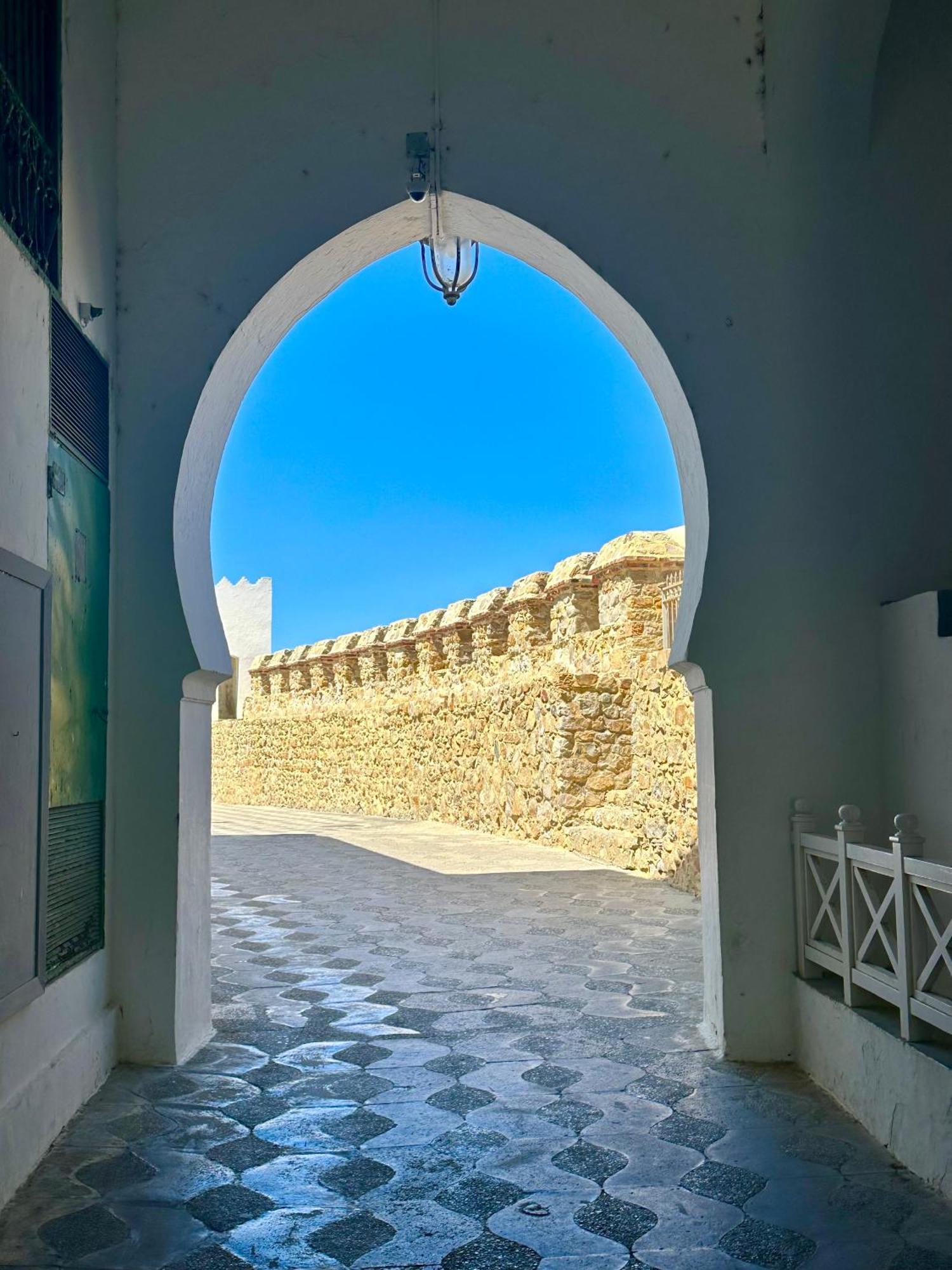 Asilah Vip - Haut Standing - Vue Mer - Piscines - Plage A 5 Minute - Garage Privee - Acces Pmr Exterior photo